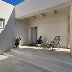 Traimari Nyaraló *