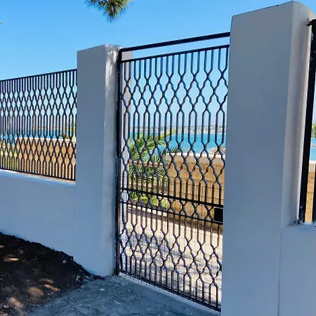 Traimari Semesterbostad Trani