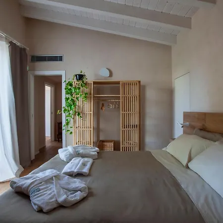 Semesterbostad Traimari